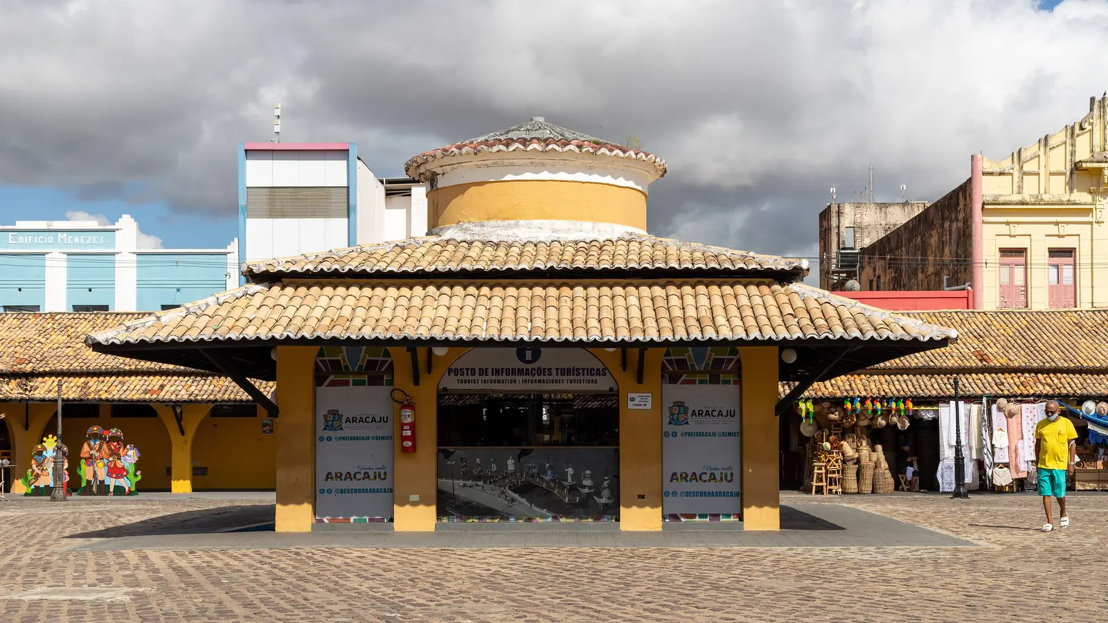 Interior do Mercado Thales Ferraz, em Aracaju
