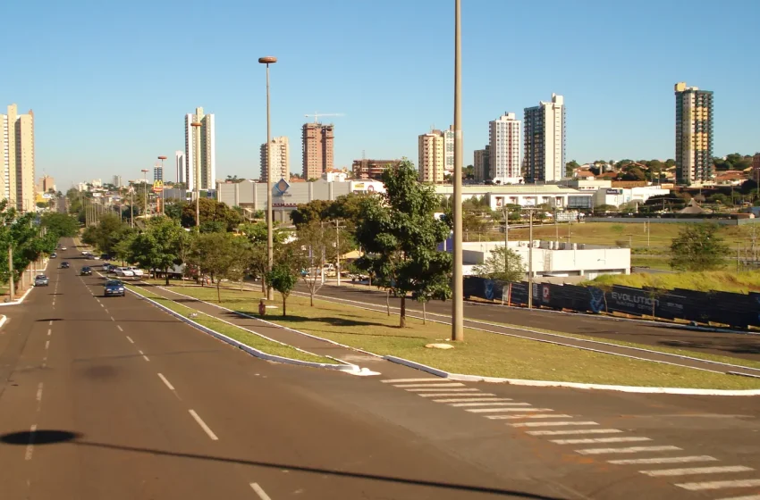 Sessão sobre tapa-buracos na Câmara de Campo Grande é encerrada após confusão e ‘mata-leão’