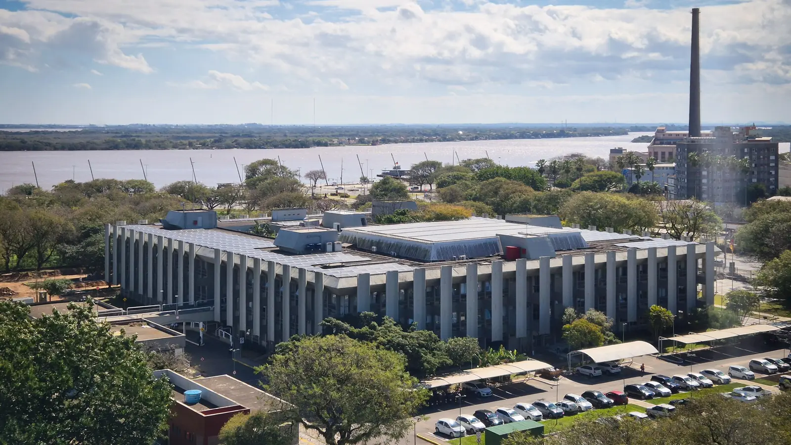 Vista da região da Câmara Municipal de Porto Alegre