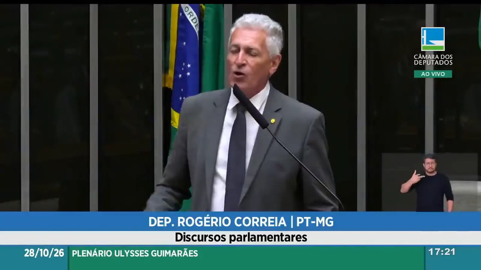 Deputado Rogério Correia discursa na tribuna do Plenário da Câmara dos Deputados