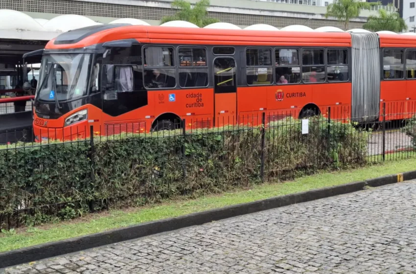 TCE-PR suspende licitação do transporte público de Curitiba por risco de duplicidade de custos